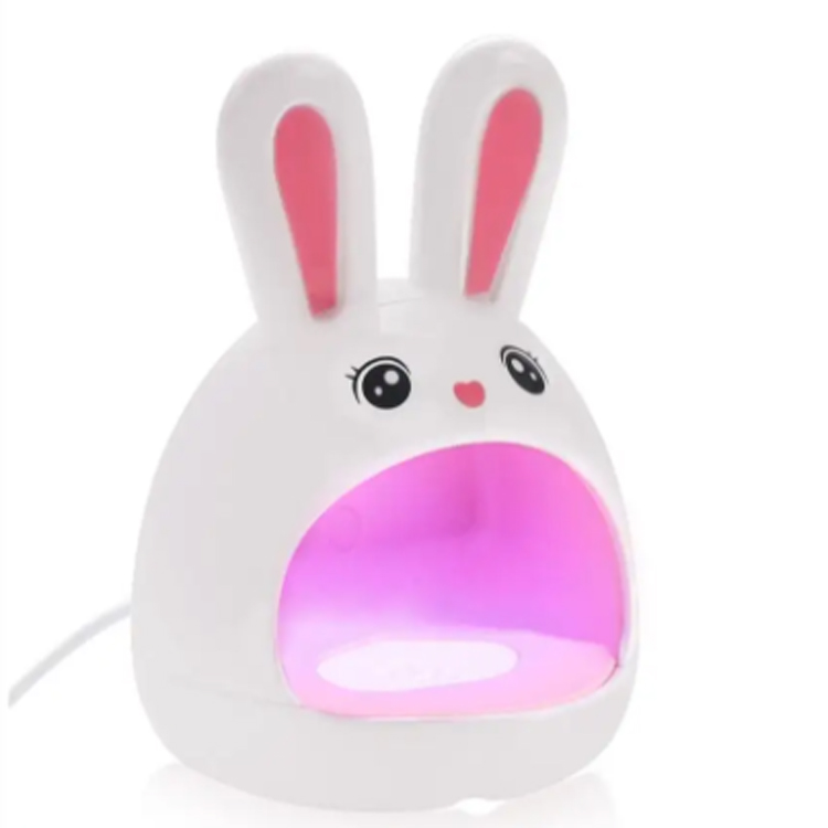 Dırnaq lampası bütün dünyada peşəkar manikür standartlarına necə təsir edir?