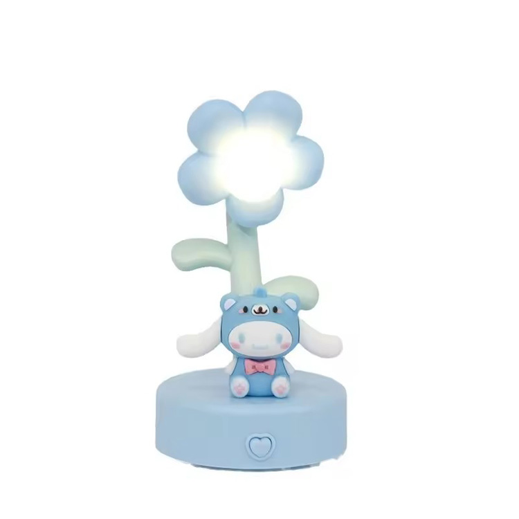 Populyar Yaradıcı Hədiyyə Cinnamoroll Anime Üçrəngli Stolüstü Lampa